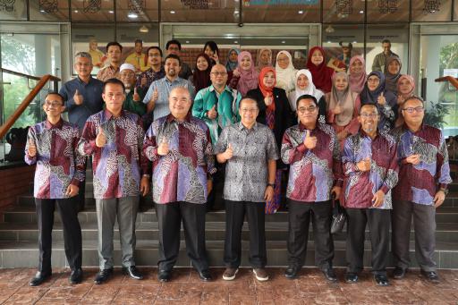 5538572561030222933 n