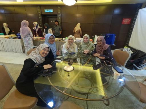 5784963783934003873 n